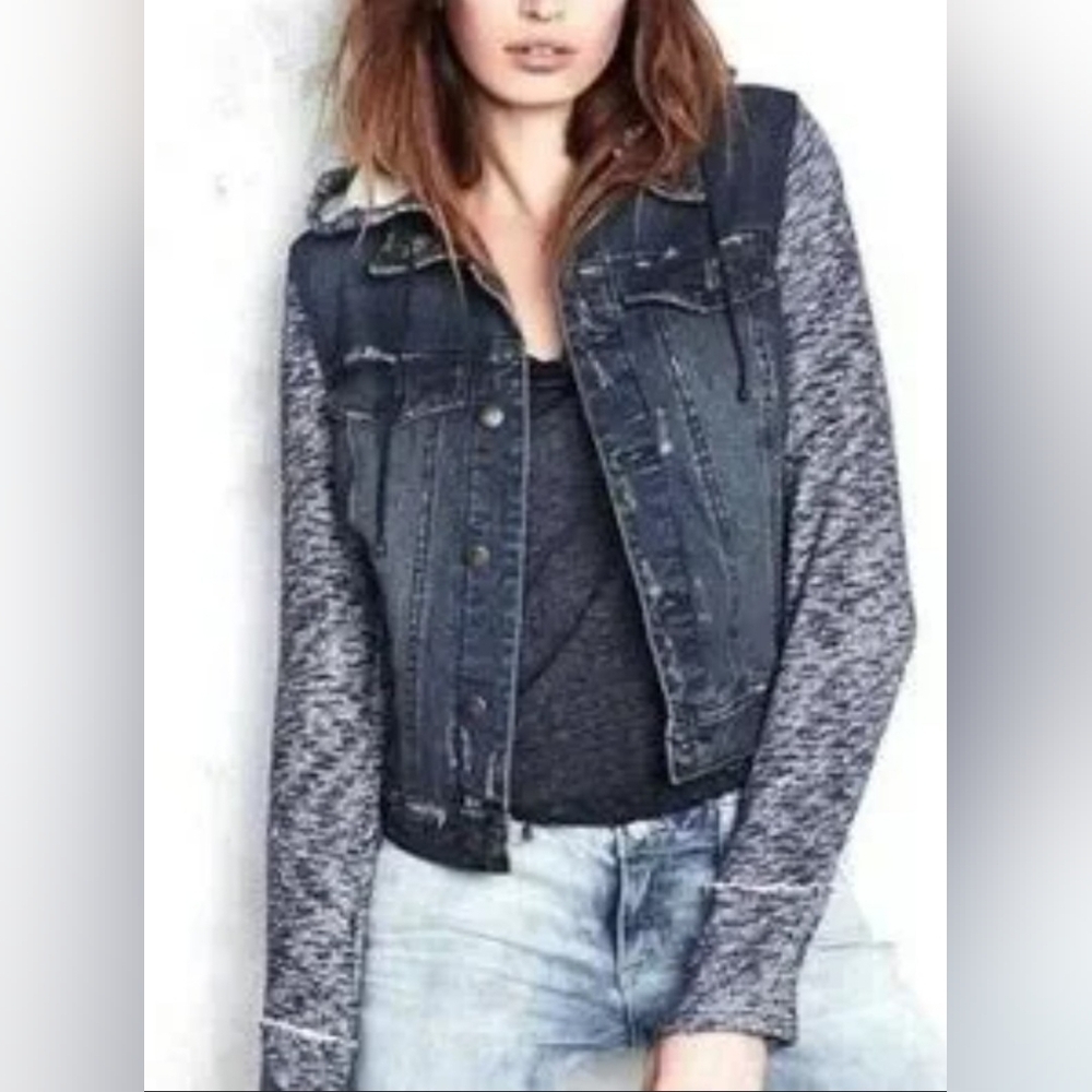 Free People EUC Denim Jacket with Gray Sleeves Small PTP 19 Length 19 Inches - Picture 1 of 5